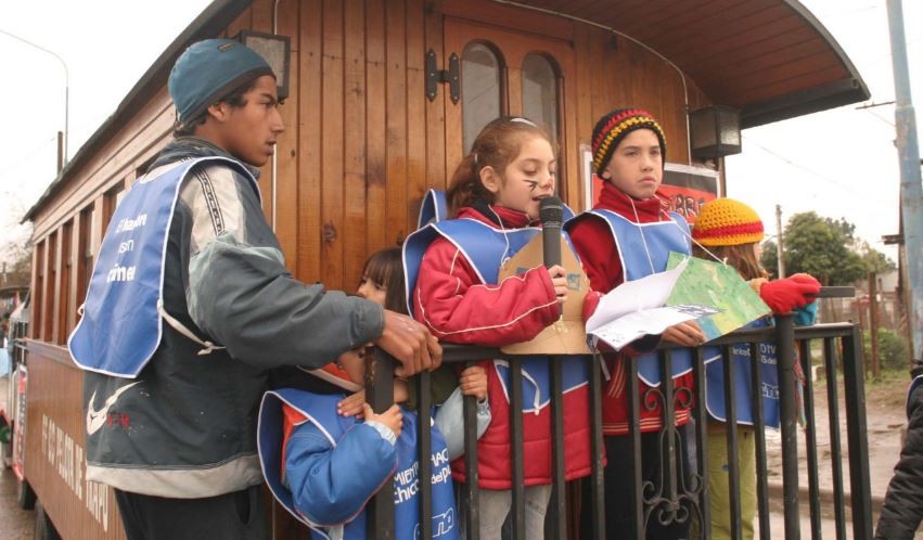 Más de 50 mil chicos dejaron de cobrar asignaciones familiares porque sus padres perdieron el empleo | Economía