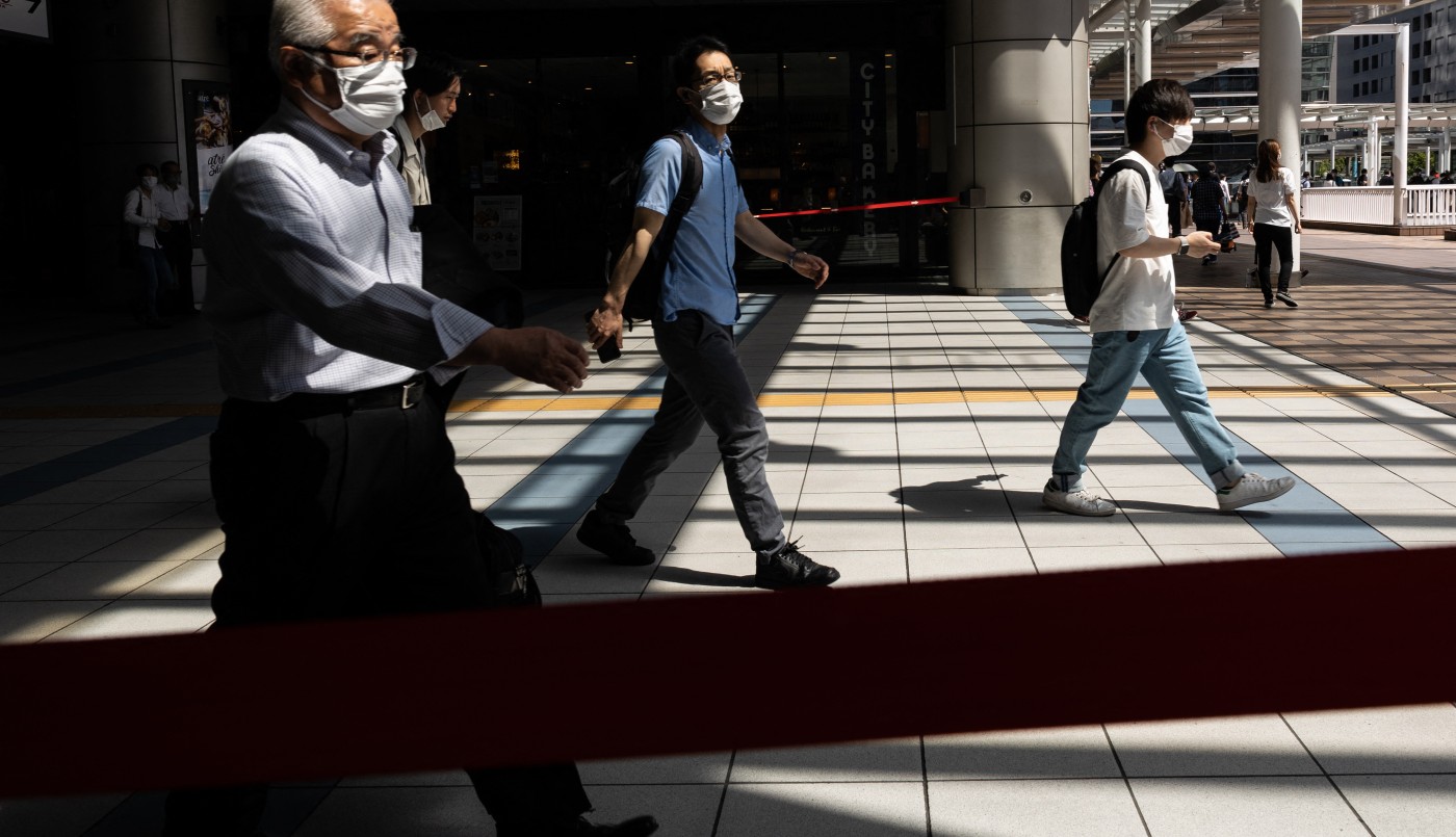 Japón extiende las restricciones para combatir los nuevos brotes de coronavirus | Internacionales