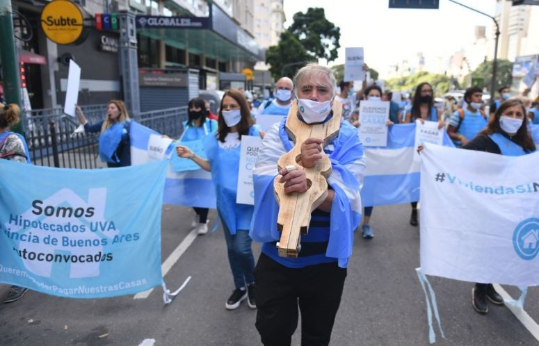 Créditos UVA: "El fantasma de la ejecución sobrevuela cada hogar endeudado" | Actualidad