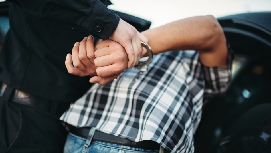 Horror en Berazategui: un hombre emborrachó a su hija de 13 años y la violó | Actualidad