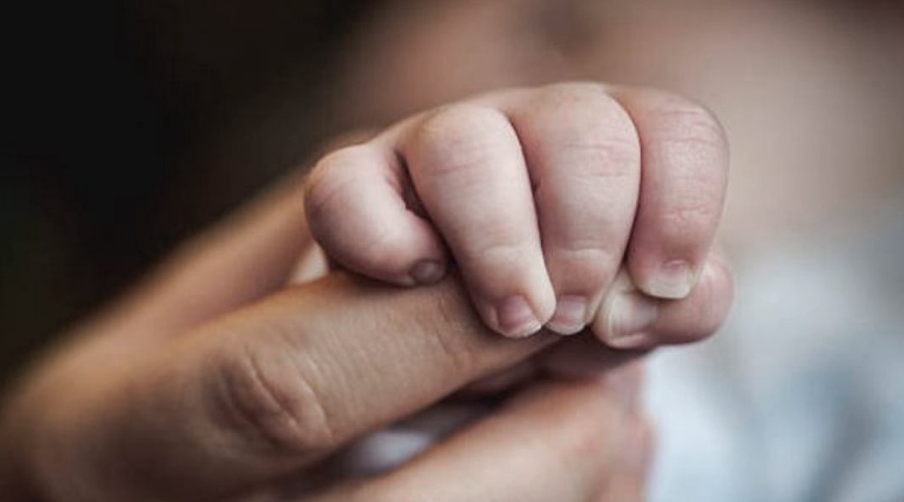 ATE reclama ampliar las licencias por maternidad o paternidad para personas no gestantes | Actualidad