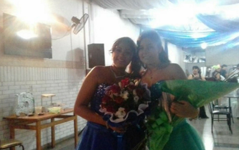 Les festejaron los 15 a las dos chicas estafadas en Rosario | Actualidad