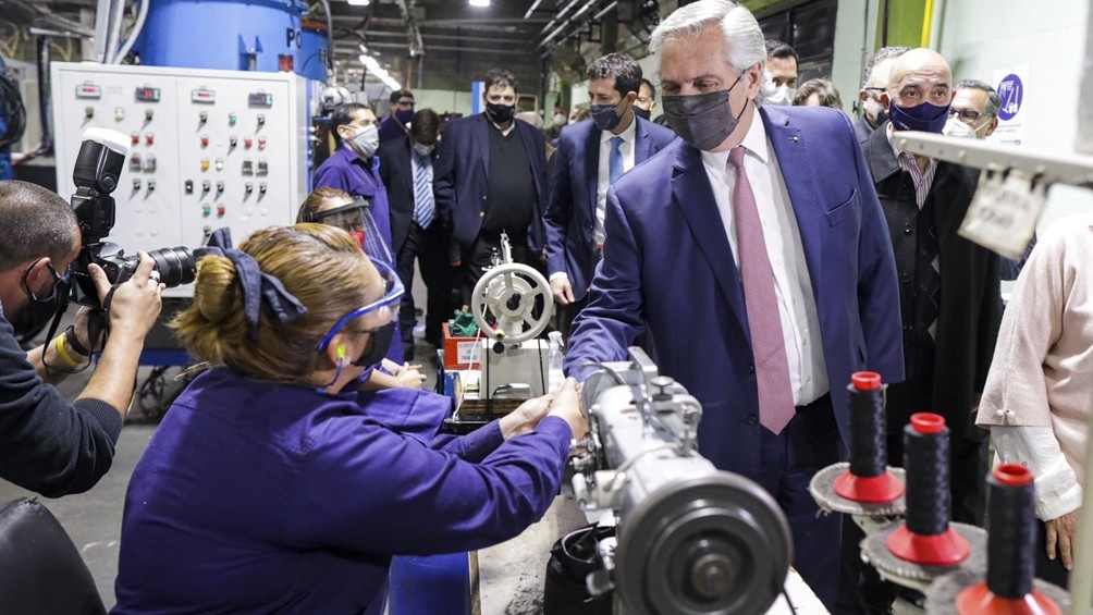 Fernández:  "Quiero que los planes desaparezcan y haya trabajo" | Política
