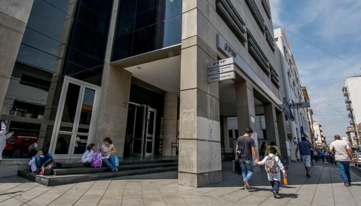 Polémica: un funcionario salteño habría cambiado de sexo para jubilarse cinco años antes | Actualidad