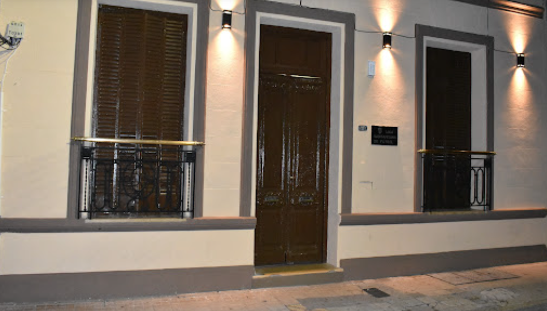 Violento asalto a mano armada en la sede de la Liga Santafesina de Fútbol | Actualidad