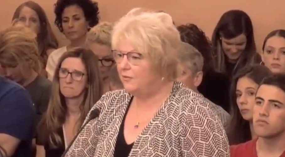 El negocio de una médica antivacunas en plena pandemia | Internacionales