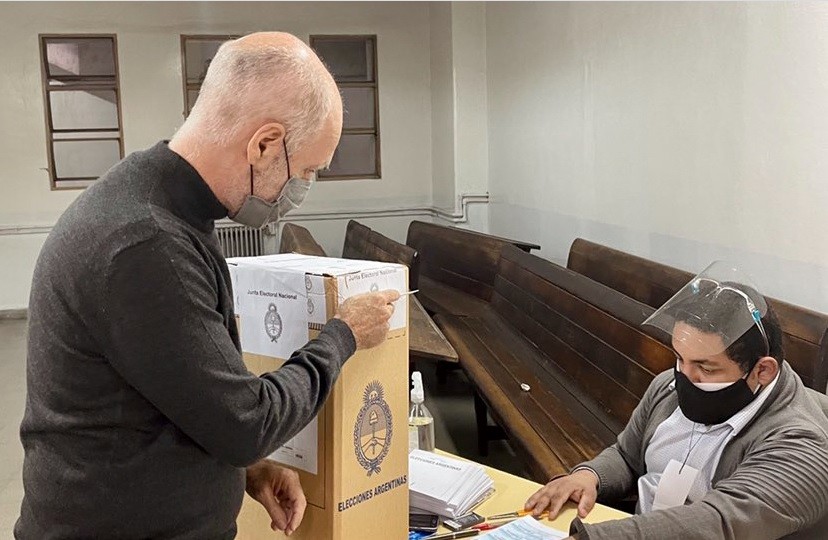 Tras pedir "vayan todos a votar", Larreta recordó que "mañana habrá clases normalmente" | Política