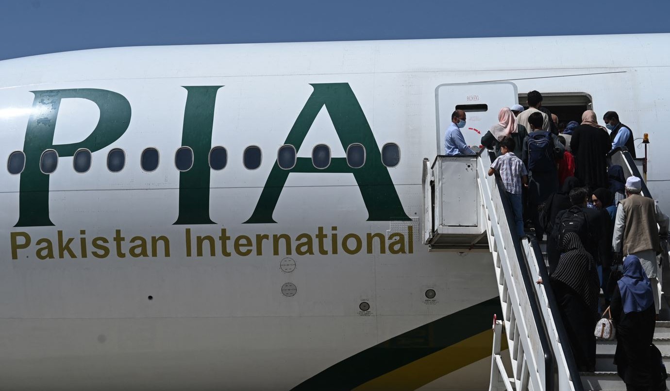 Despegó del aeropuerto de Kabul el primer vuelo comercial desde la vuelta de los talibanes al poder | Internacionales