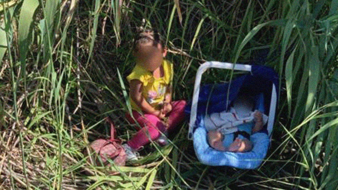 Encontraron a una nena de dos años junto a su hermanito de meses en la frontera con Estados Unidos | Internacionales
