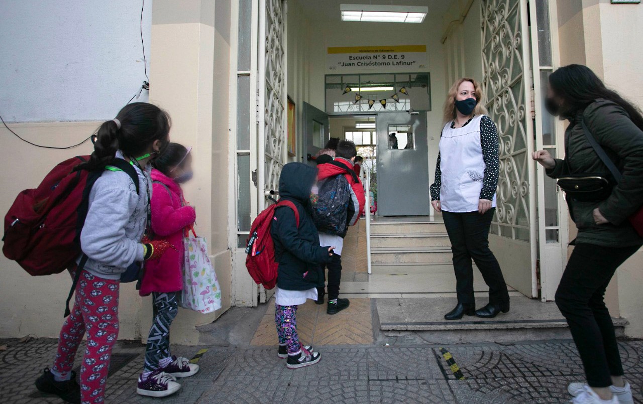 Nuevo protocolo en escuelas porteñas: cambios en burbujas y casos sospechosos | Actualidad