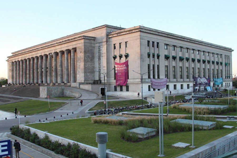 Competencia Federal de Arbitraje Ambiental: 11 universidades argentinas participan en juegos de rol para resolver conflictos | Actualidad