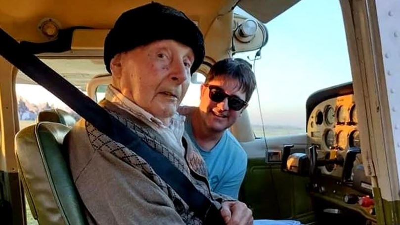 A sus 94 años un cordobés cumplió su sueño de volver a volar | Actualidad