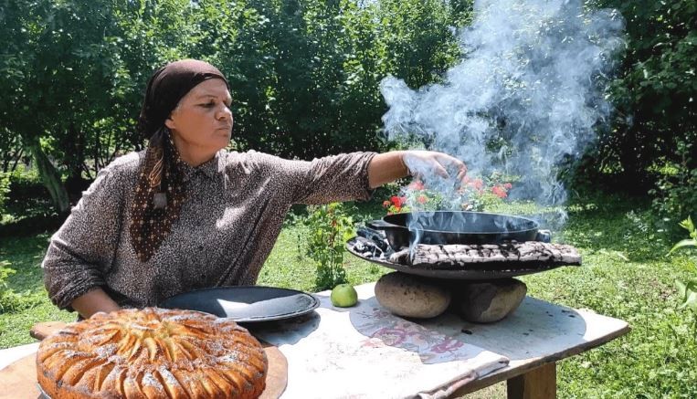 Quién es la youtuber de Azerbaiyan que tiene más seguidores que vecinos | Internacionales