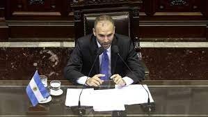 Guzmán expondrá sobre Presupuesto luego que se difundan los anuncios económicos | Política