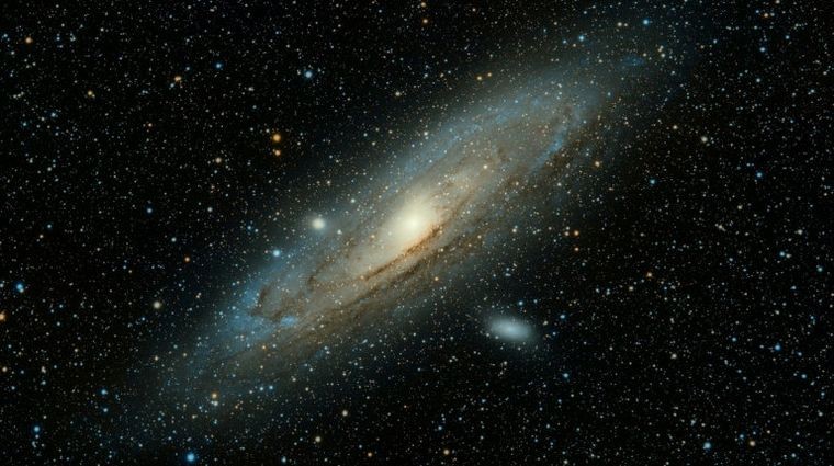 Astrónomos descubrieron una cavidad gigante en la Vía Láctea, rodeada de dos nebulosas | Internacionales