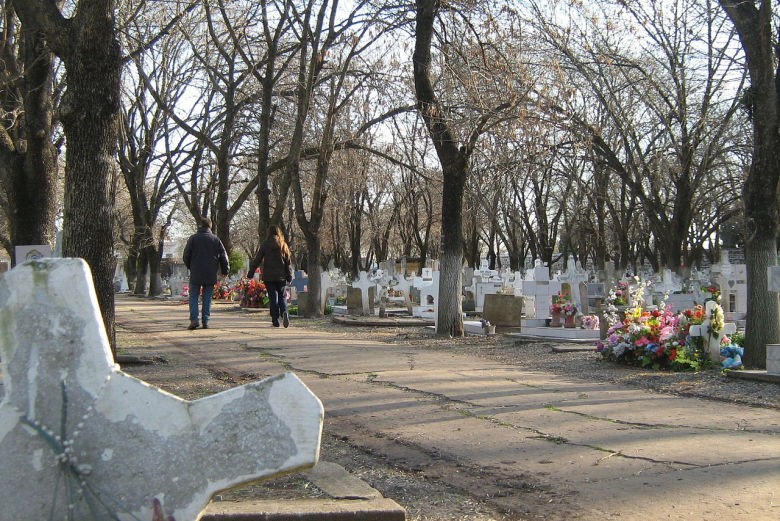 En el marco de la búsqueda de Julio López identificarán 66 tumbas NN en el cementerio de La Plata | Actualidad