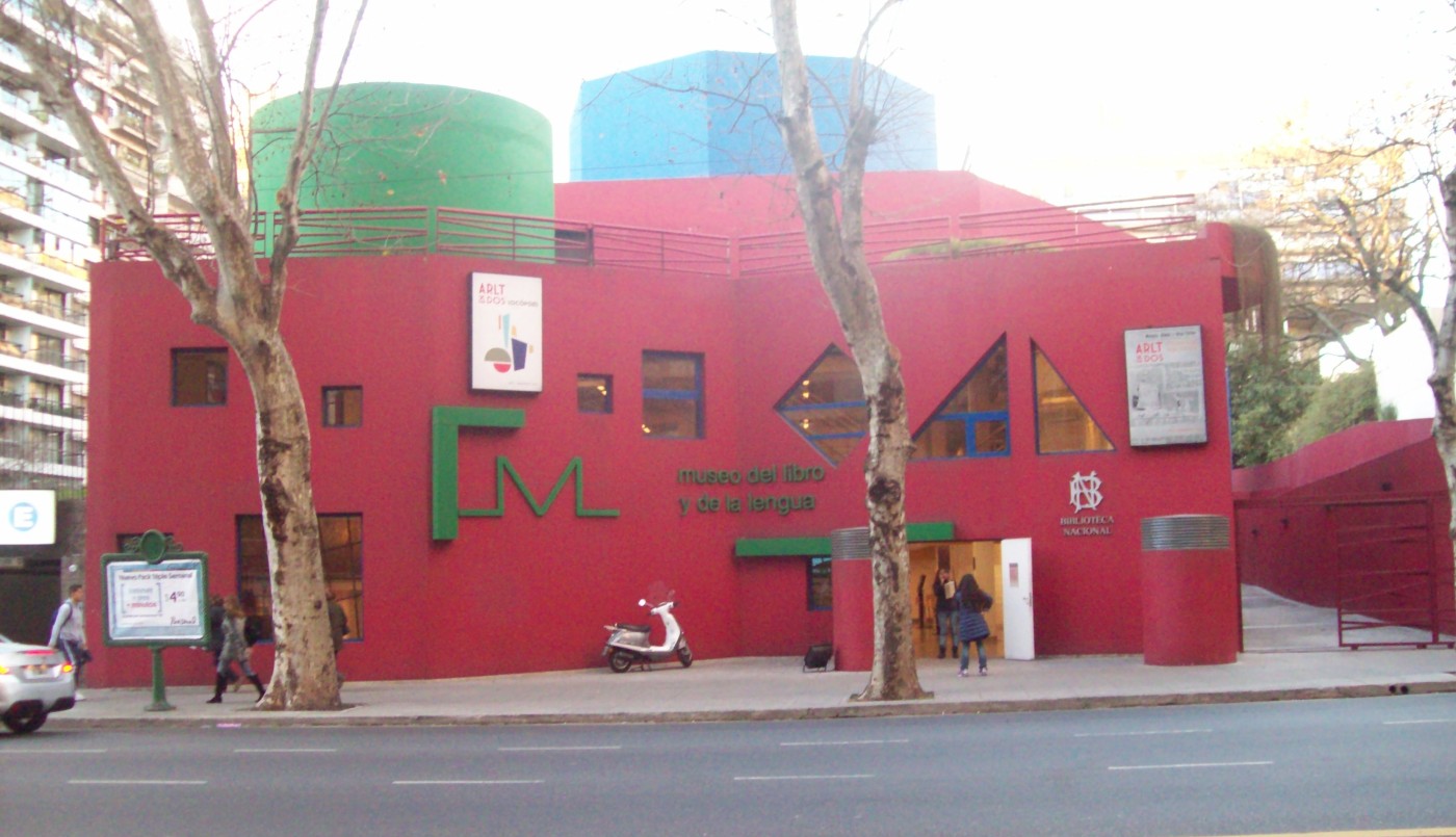 El Museo del libro y de la lengua celebra sus diez años y hoy reabre sus puertas | Actualidad