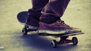 "Patinetazo": Golpeó con su skate  a un joven en la cabeza y quedó detenido | Actualidad