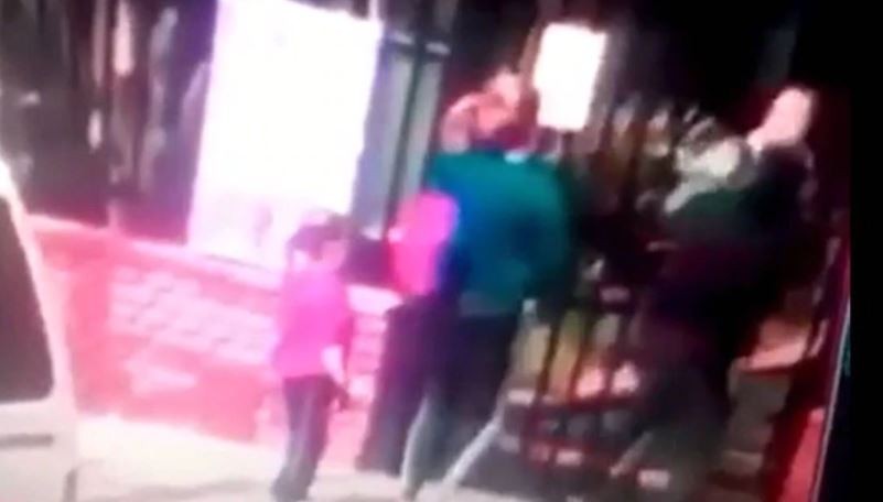 Imputaron por lesiones leves a la madre que inició el conflicto del colegio de Caseros | Actualidad