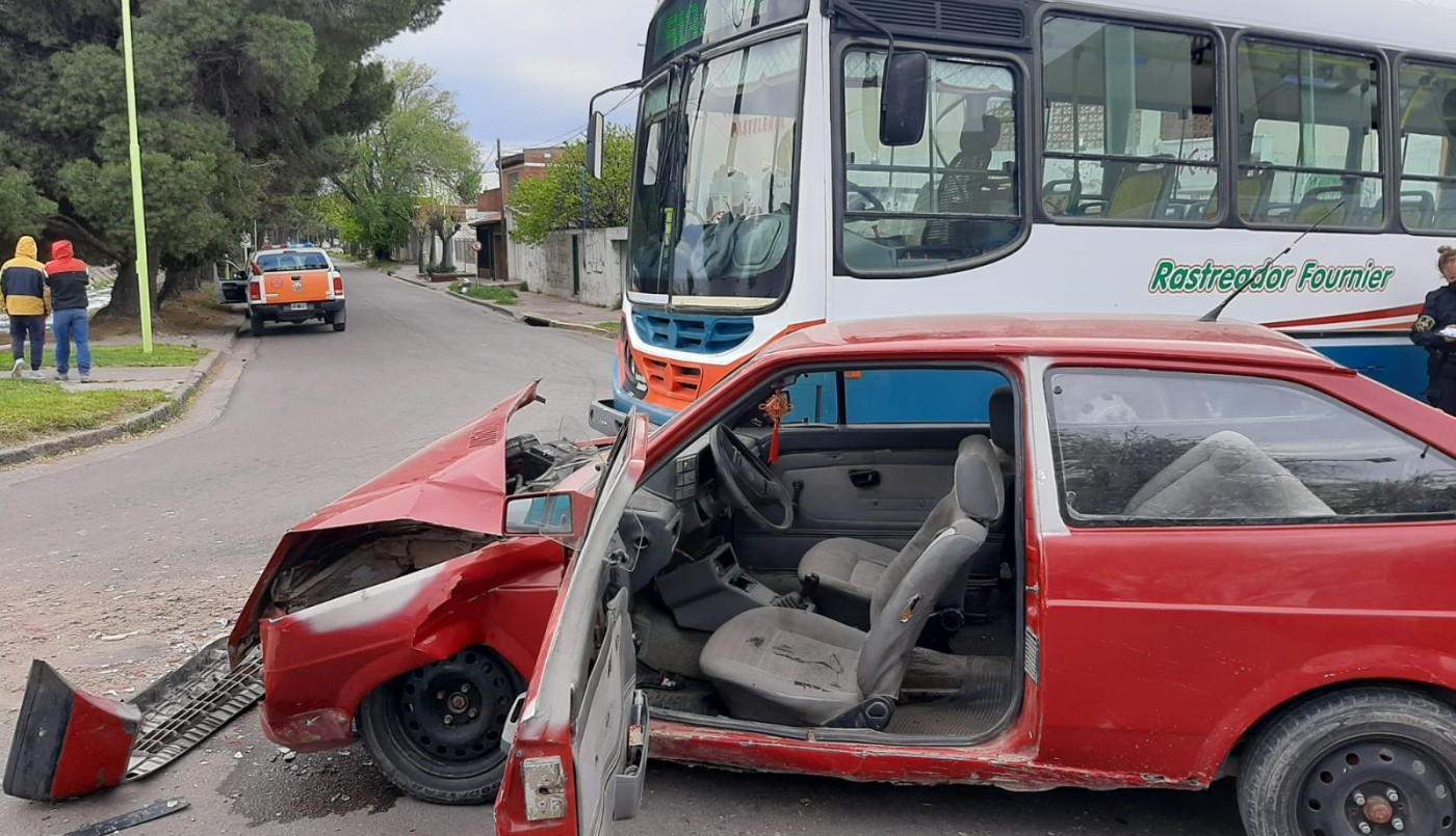 Compró un auto y lo chocó a las cinco cuadras | Actualidad