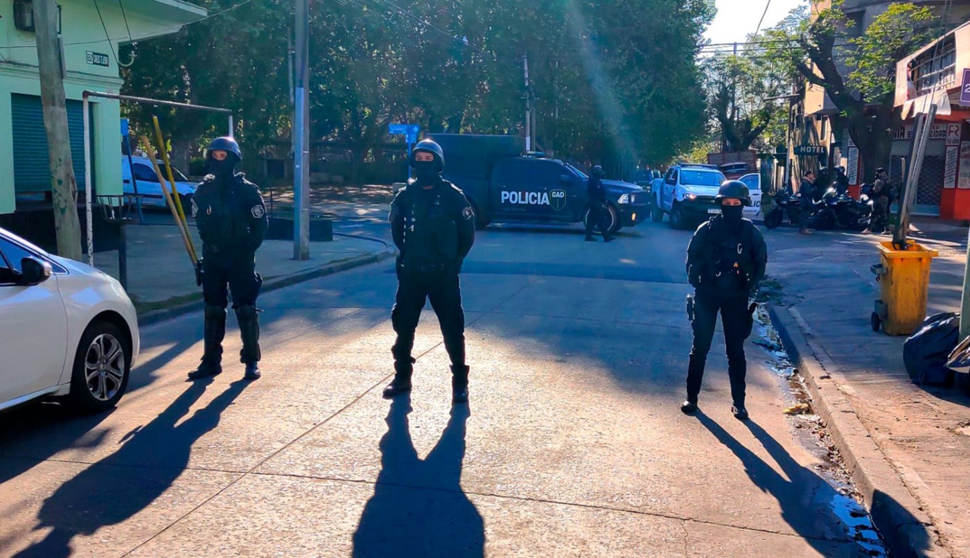 Abatieron al hombre atrincherado en Caseros: hallaron muerto a su rehén | Actualidad