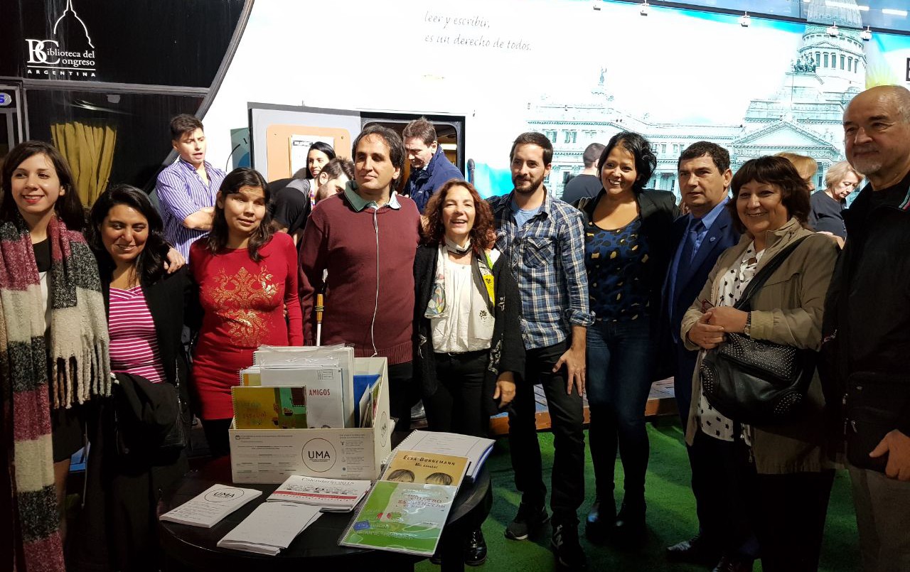 Entregarán materiales didácticos para niños y jóvenes con discapacidad visual | Actualidad