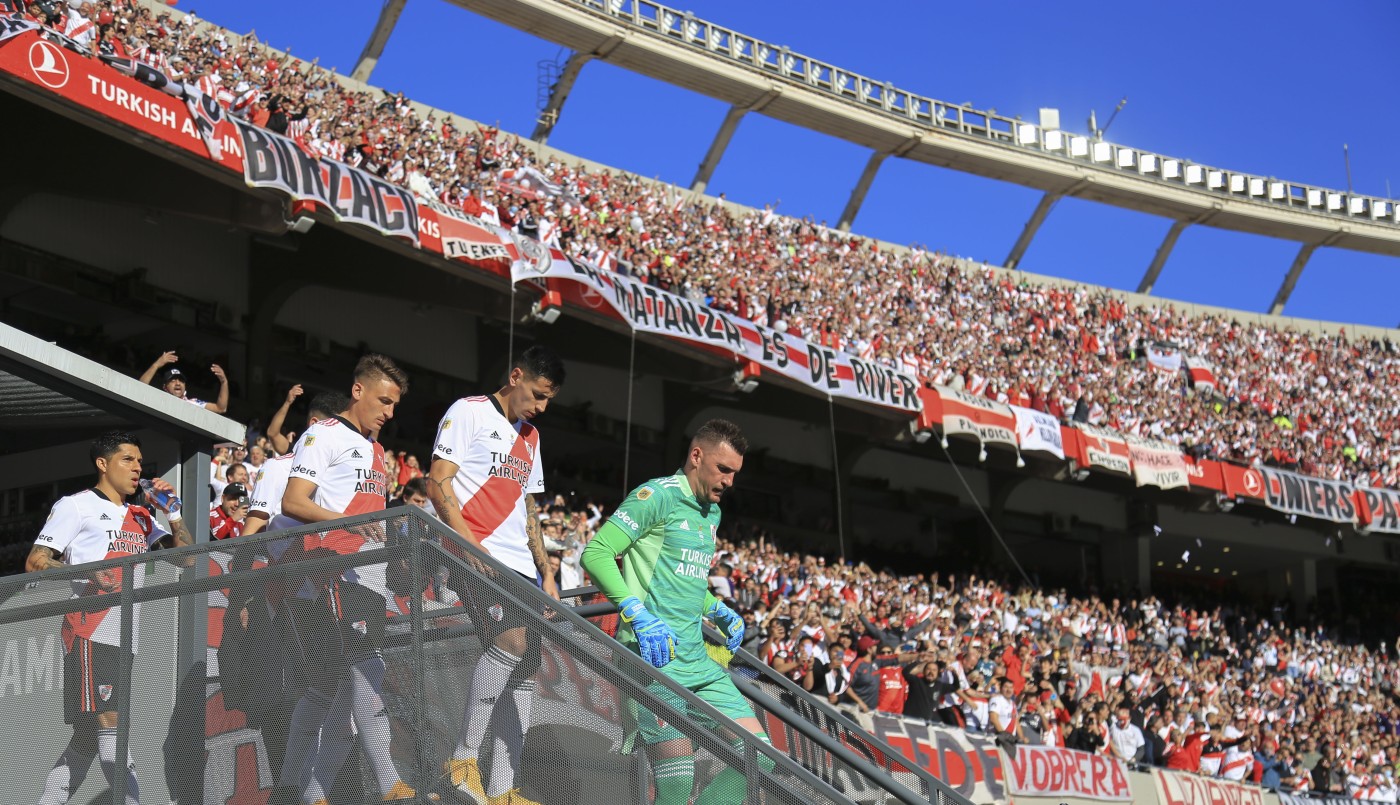 Evalúan clausurar el estadio Monumental por el exceso de público en el Superclásico | Deportes