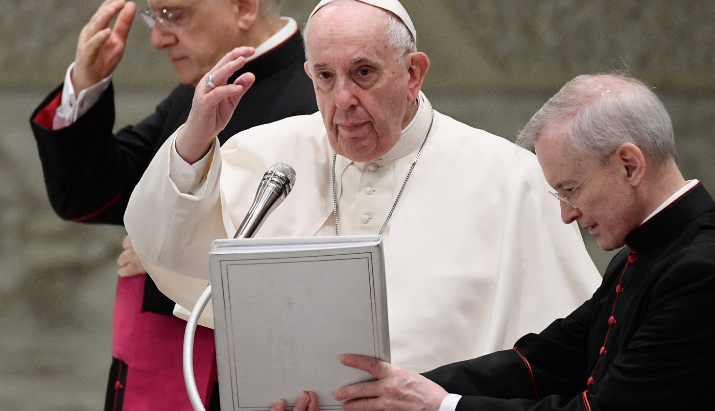 El papa expresa su "vergüenza" ante el escándalo de abusos sexuales contra niños en Francia | Internacionales