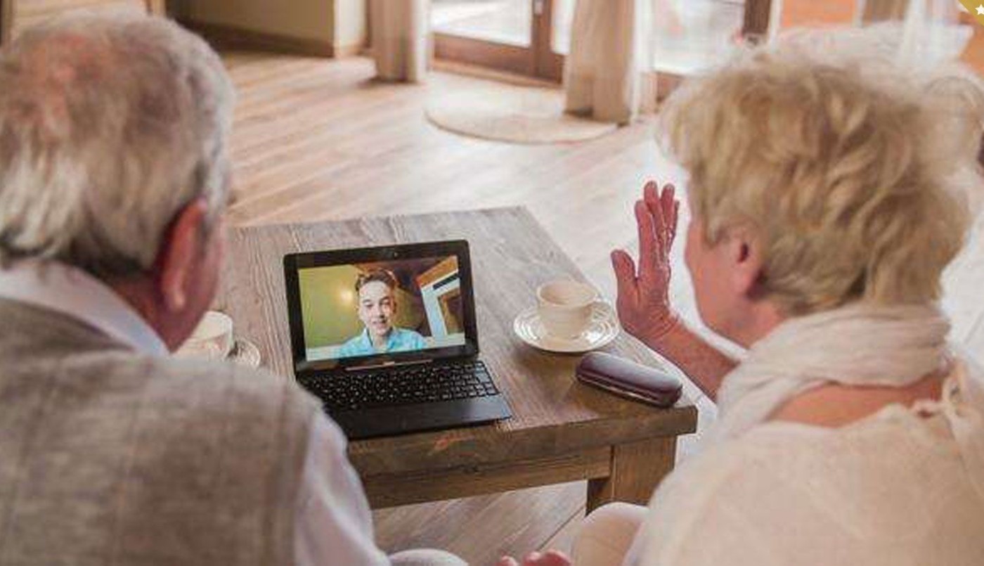 Los mayores de 75 se amigan con la tecnología, según un estudio del INDEC | Actualidad