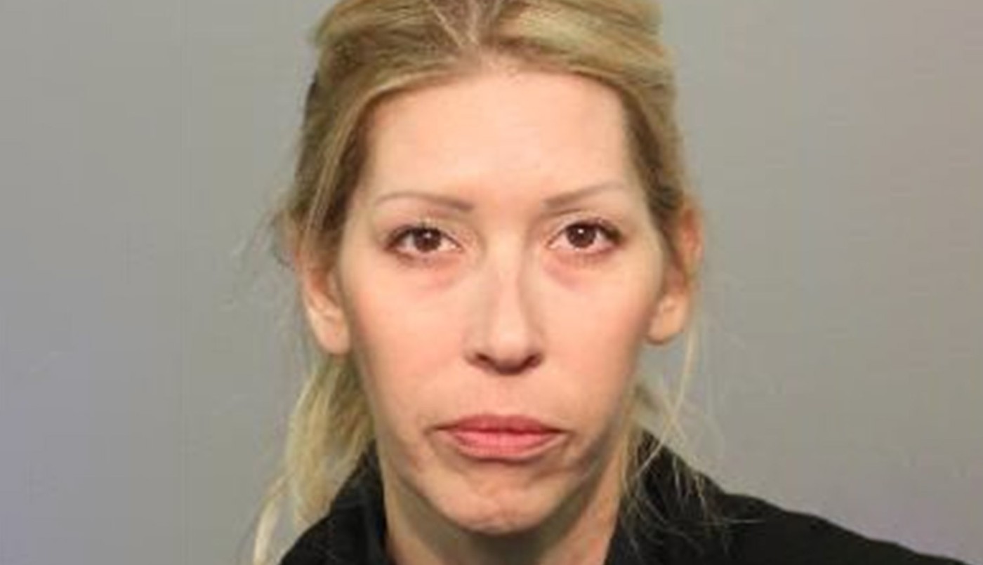 Acusan a una madre de organizar fiestas con sexo y alcohol para su hijo de 15 años y sus amigos | Internacionales