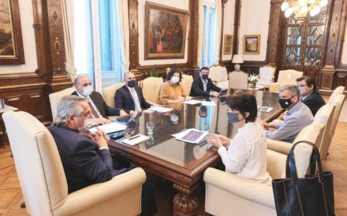 El Gobierno trabaja en la creación de un monotributo social que apuntará a "combatir la informalidad laboral" | Economía