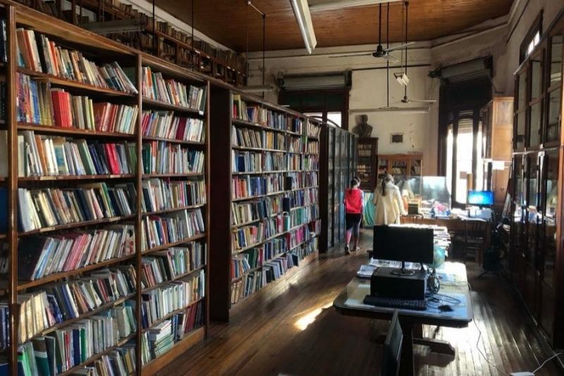 Diputados avanza para prohibir los embargos a las bibliotecas populares | Política