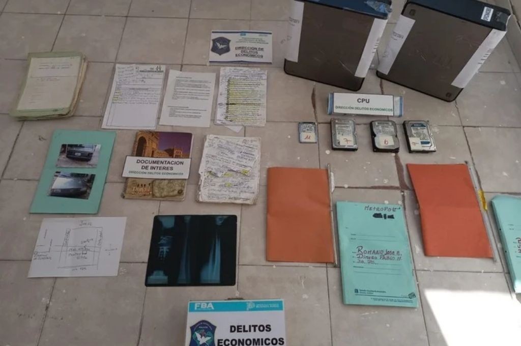 Cayó banda de "caranchos" que estafaban a compañías de seguros: entre los 13 detenidos hay 8 abogados | Actualidad