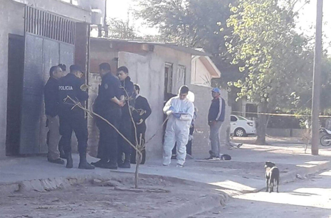 Detienen a policías que dispararon contra el hombre que mató a su hermana | Actualidad
