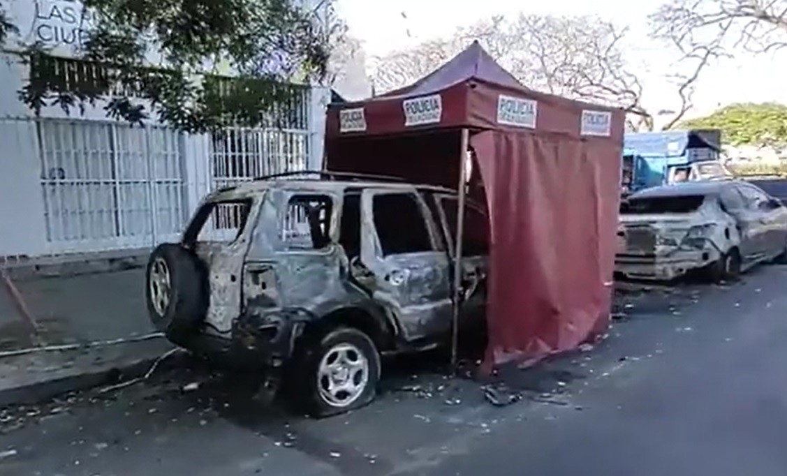 Hallan a un hombre calcinado en una camioneta: creen que estaba ebrio y se quedó dormido | Actualidad