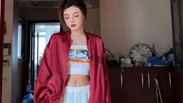 Una influencer china se quitó la vida en vivo tomando pesticida | Internacionales