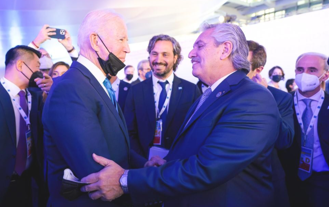 Fernández y Biden en Roma: el Gobierno busca una bilateral para conseguir respaldo ante el FMI | Política