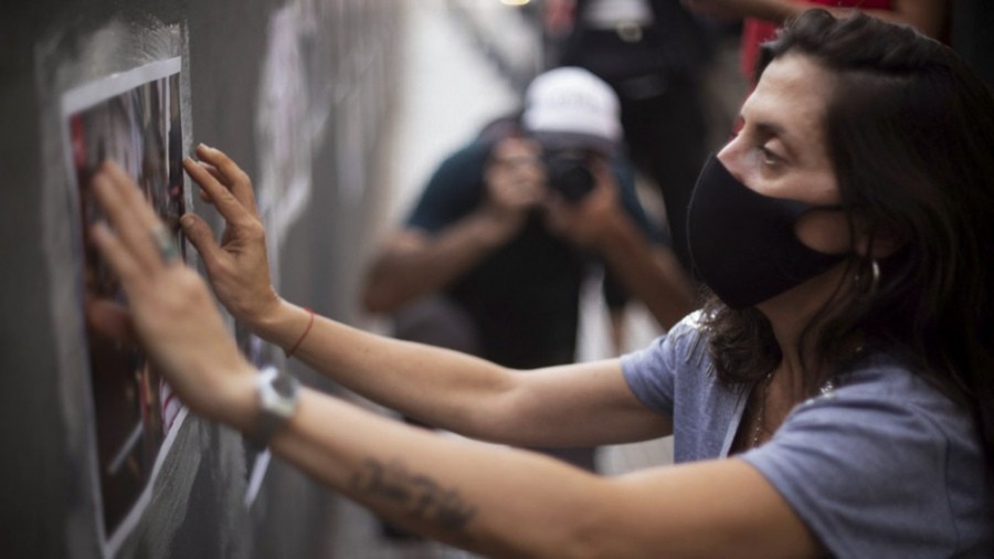 Con flores, comidas y cánticos, se celebra el Día de los Difuntos en la exEsma | Actualidad