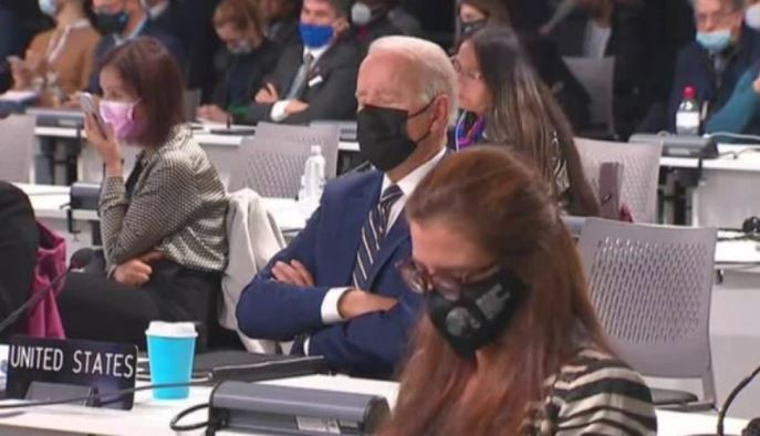 Biden se quedó dormido en plena cumbre por el clima y tuvieron que despertarlo | Internacionales
