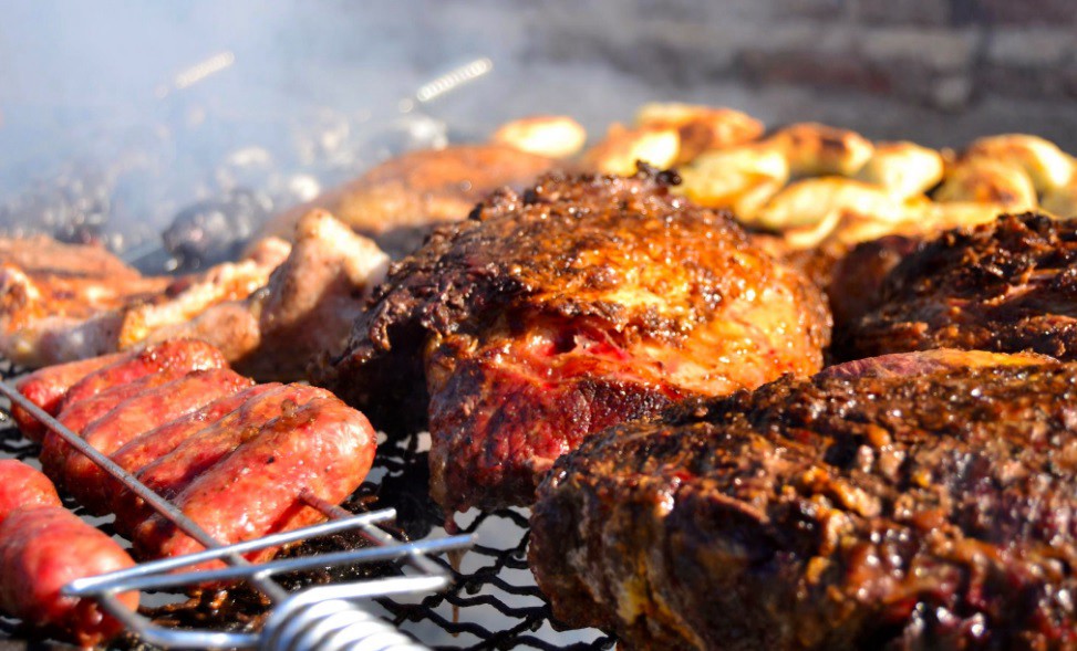Así son los hábitos y preferencias de los argentinos a la hora de comer afuera | Actualidad