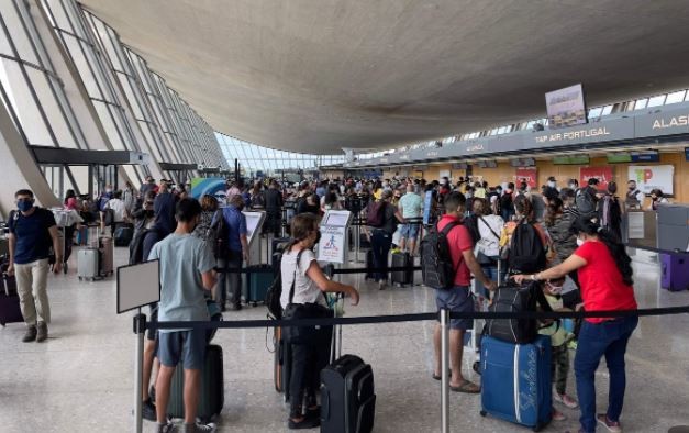 Estados Unidos abrirá este lunes sus fronteras a viajeros vacunados, tras 20 meses de restricciones | Internacionales