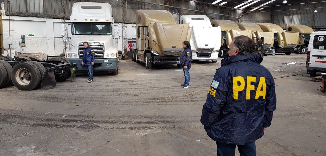 #OperativoMonsterTruck Incautaron 68 camiones traídos de contrabando desde Estados Unidos | Actualidad