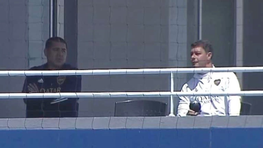 "Todos tiramos para el mismo lado": habló Battaglia en medio de rumores sobre renuncia y pelea con Riquelme | Deportes