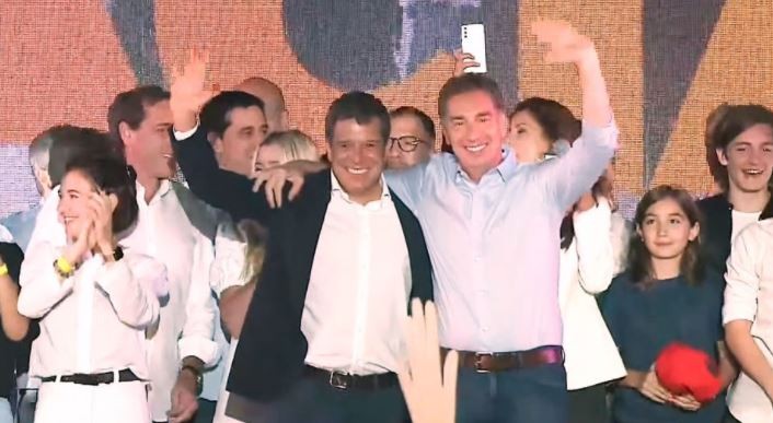 Leve ventaja de Santilli sobre los candidatos K en Provincia | Política