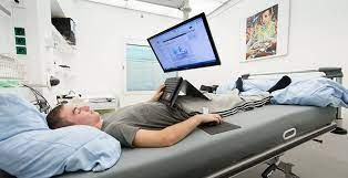 La NASA busca personas dispuestas a pasar dos meses en la cama a cambio de 11.000 euros | Internacionales