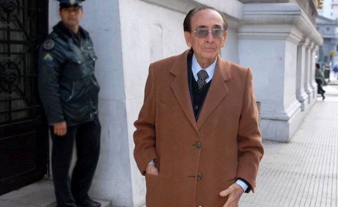 En medio de la disputa con el Gobierno, Fayt no asistió a la reunión de la Corte | Política