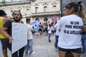 Corrientes: Policías imputados por la muerte de un joven también son investigados por "apremios" a su amigo | Actualidad