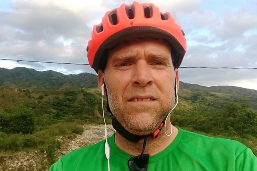 Giro en el caso del ciclista que murió quemado en Salta: un video lo muestra comprando un bidón de nafta | Actualidad