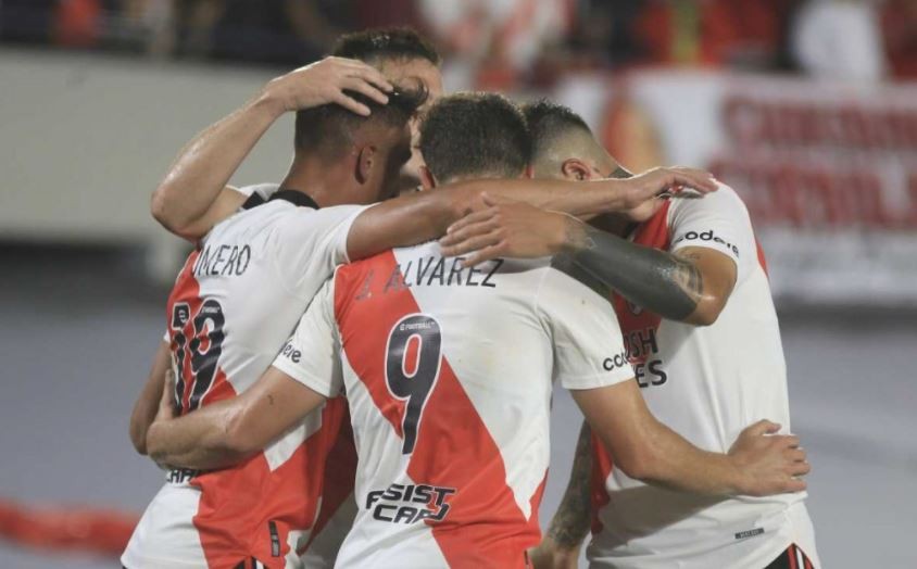 En una noche soñada, River goleó a Racing y se consagró campeón de la Liga | Deportes