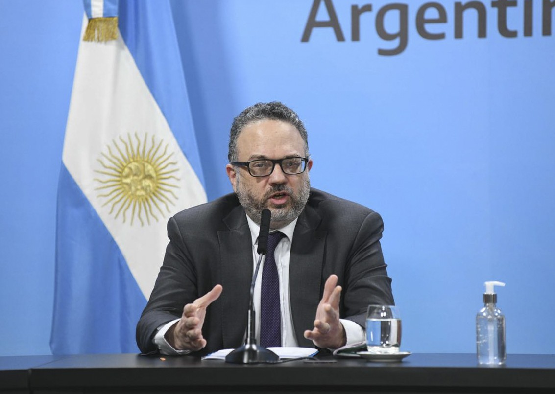 Kulfas: “La gente que viaja al exterior no es pobre” | Política